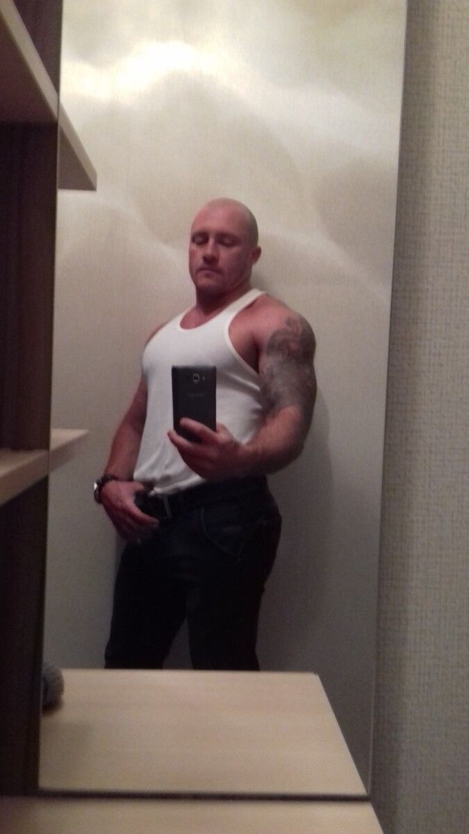  8956718  Bon_bons, 39 ,    