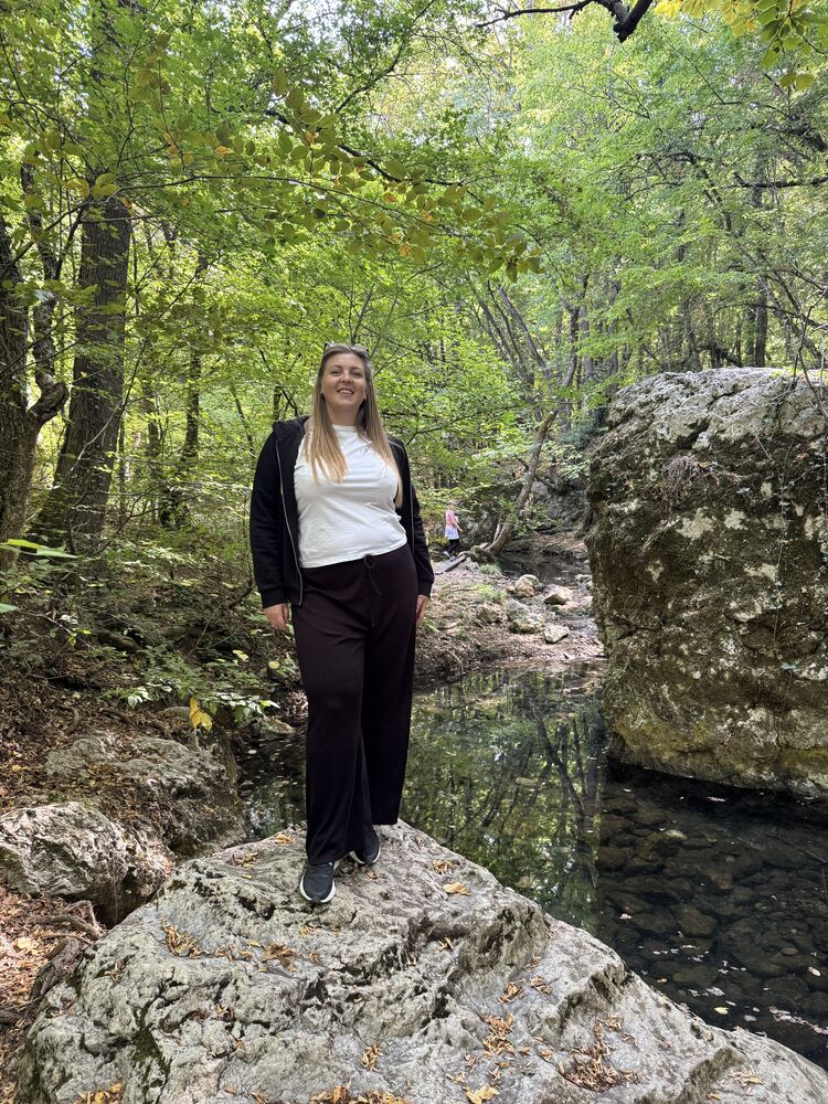  54598208  Maria, 39 ,    