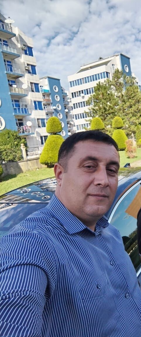  43361018  Rihat, 46 ,    