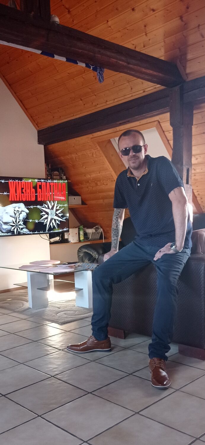  Karlsruhe,   , 46 ,   ,   , c 