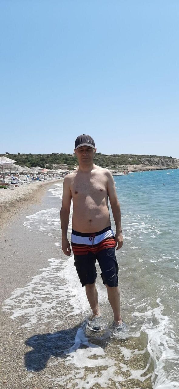  47107118  Berk, 37 ,    Cesme