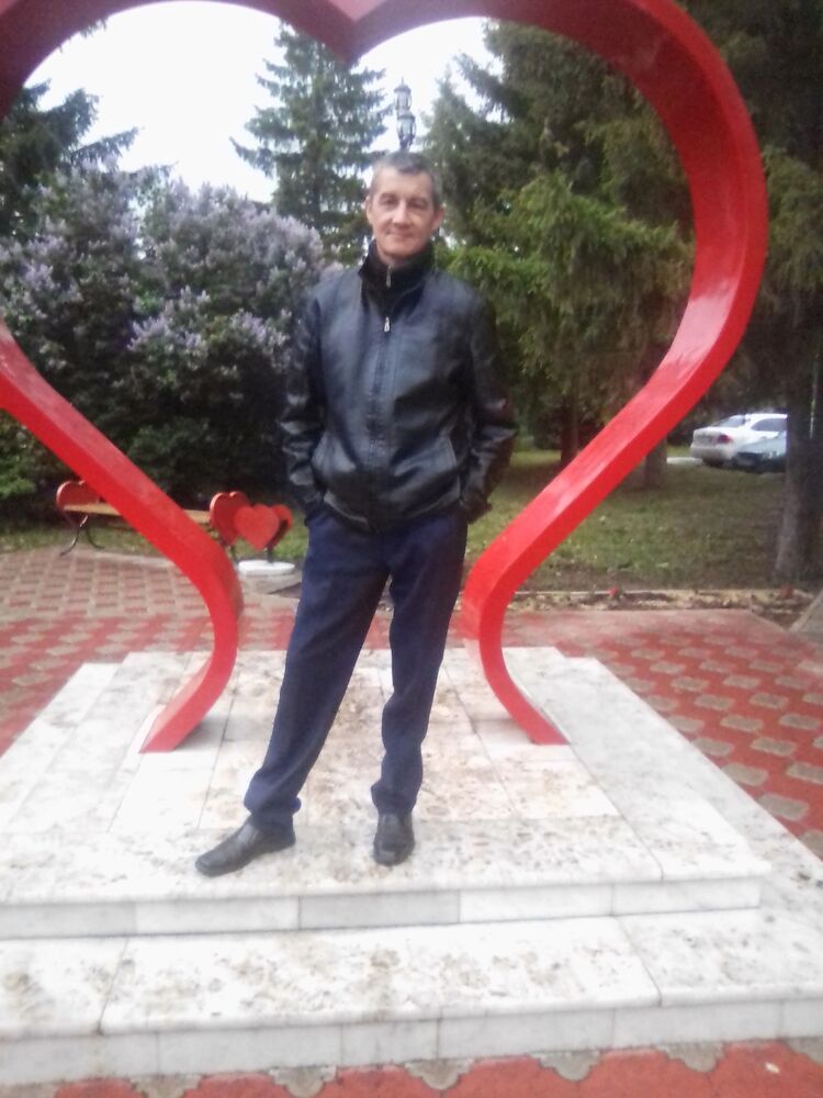  35581668  A, 46 ,    