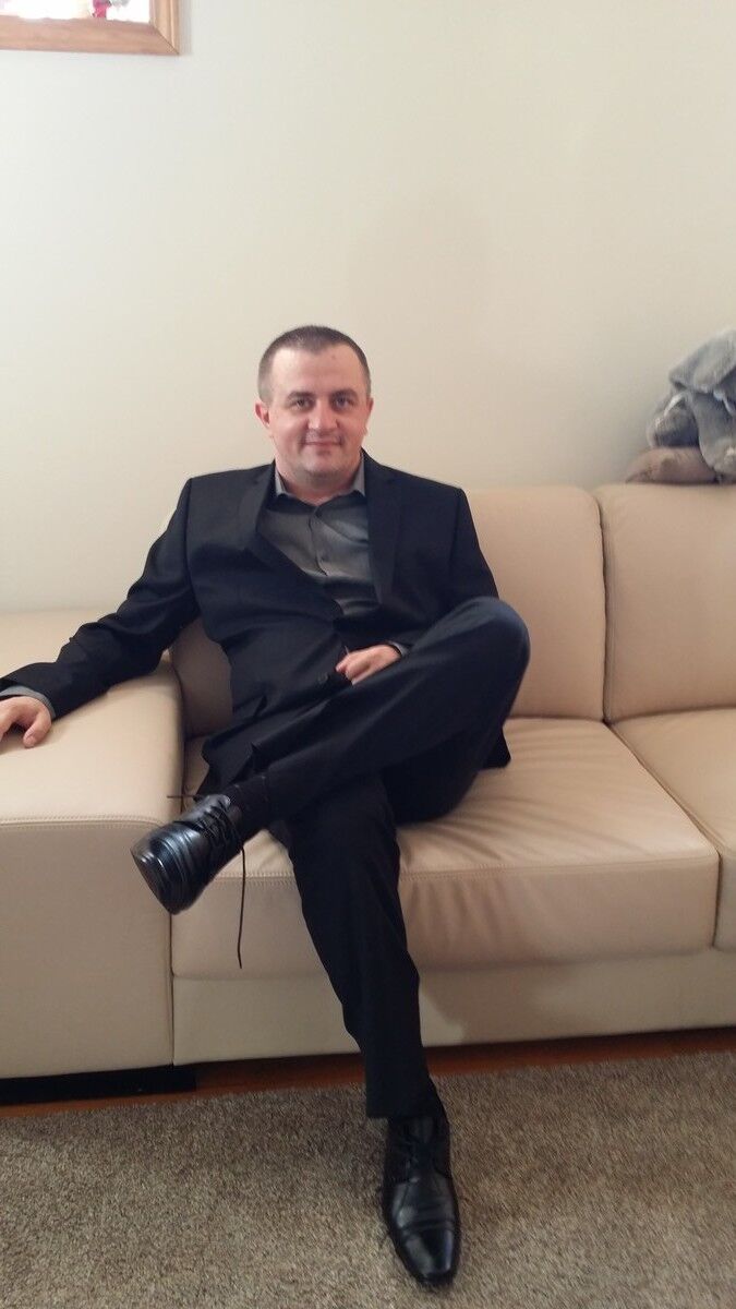  ,   Orest, 47 ,   ,   , c 