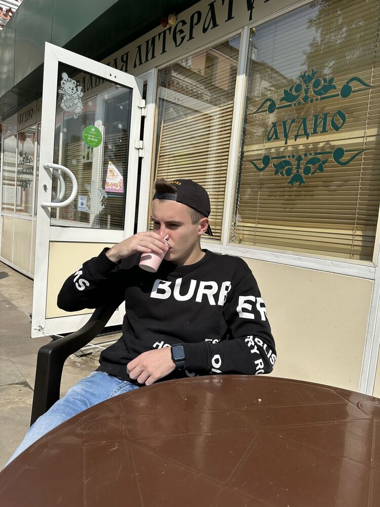  36857608  Valera, 21 ,    