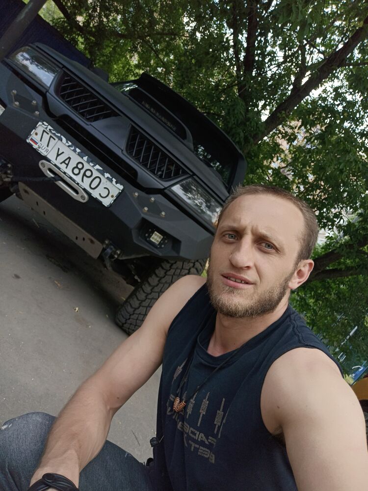 ���� 56231768 ������� Akhmed, 32 ����, ���� ���������� � Frankfurt Am Main