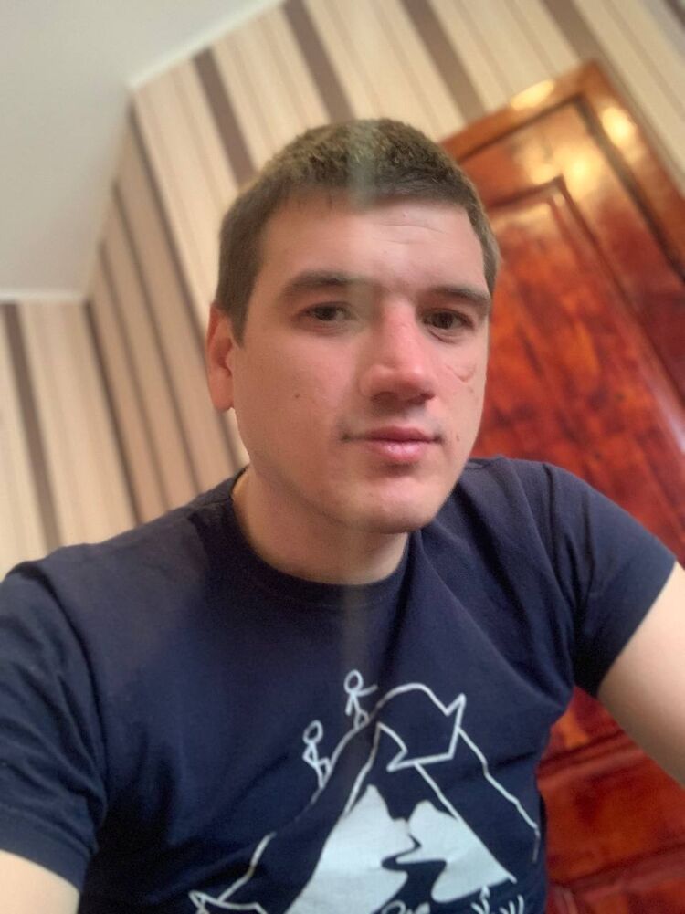  46755298  , 27 ,    