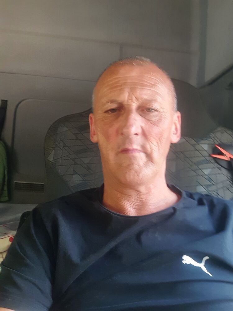  45947008  , 58 ,    