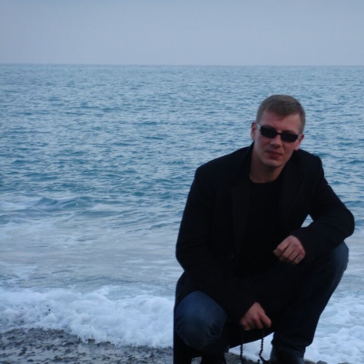  19385588  Slavik, 48 ,    