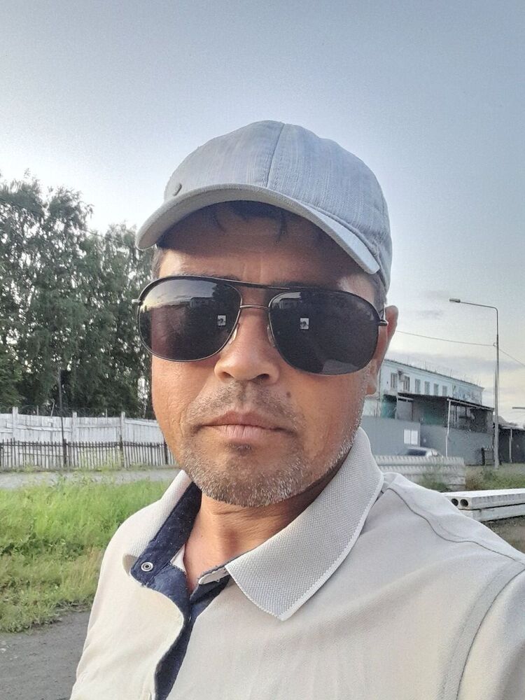 29748158   UZB, 48 ,     