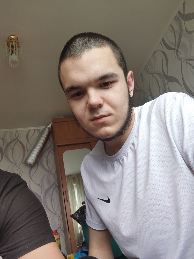  ,   Kirill, 21 ,   ,   , c , 