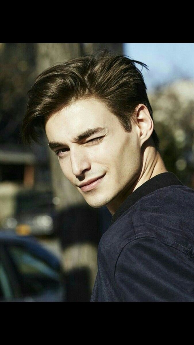  18960298  Alex, 29 ,    