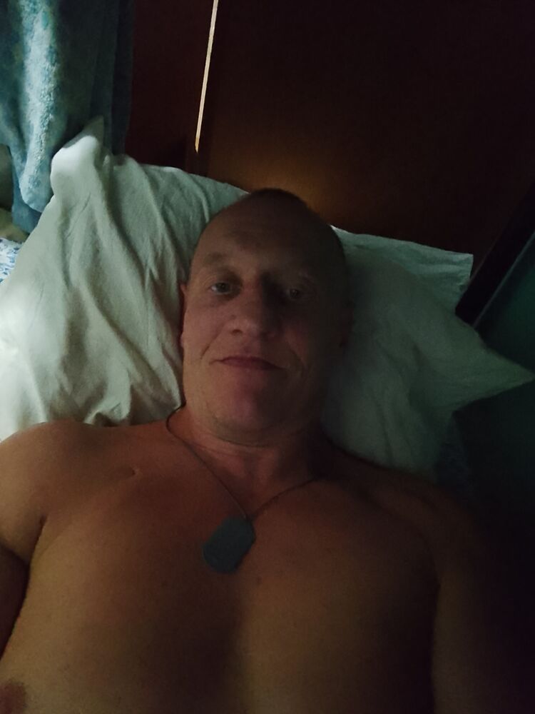  47587398  , 42 ,    