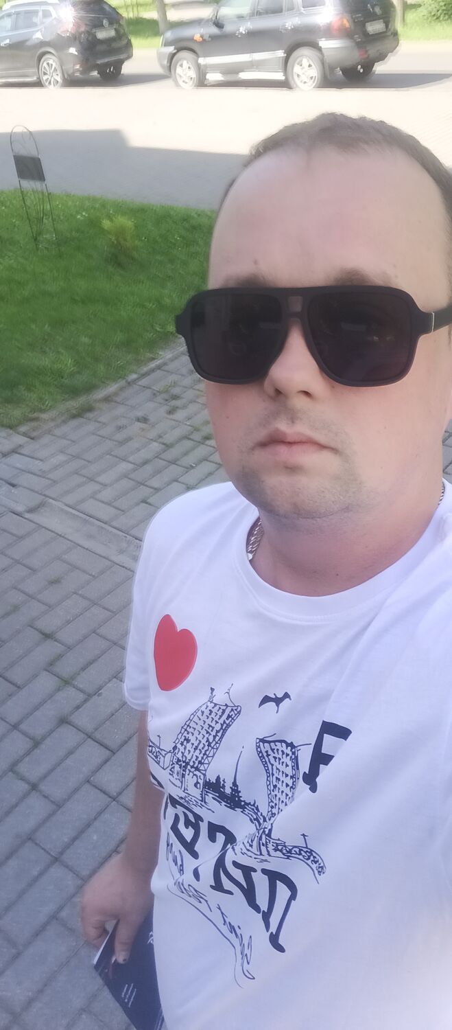  46037738  , 32 ,    