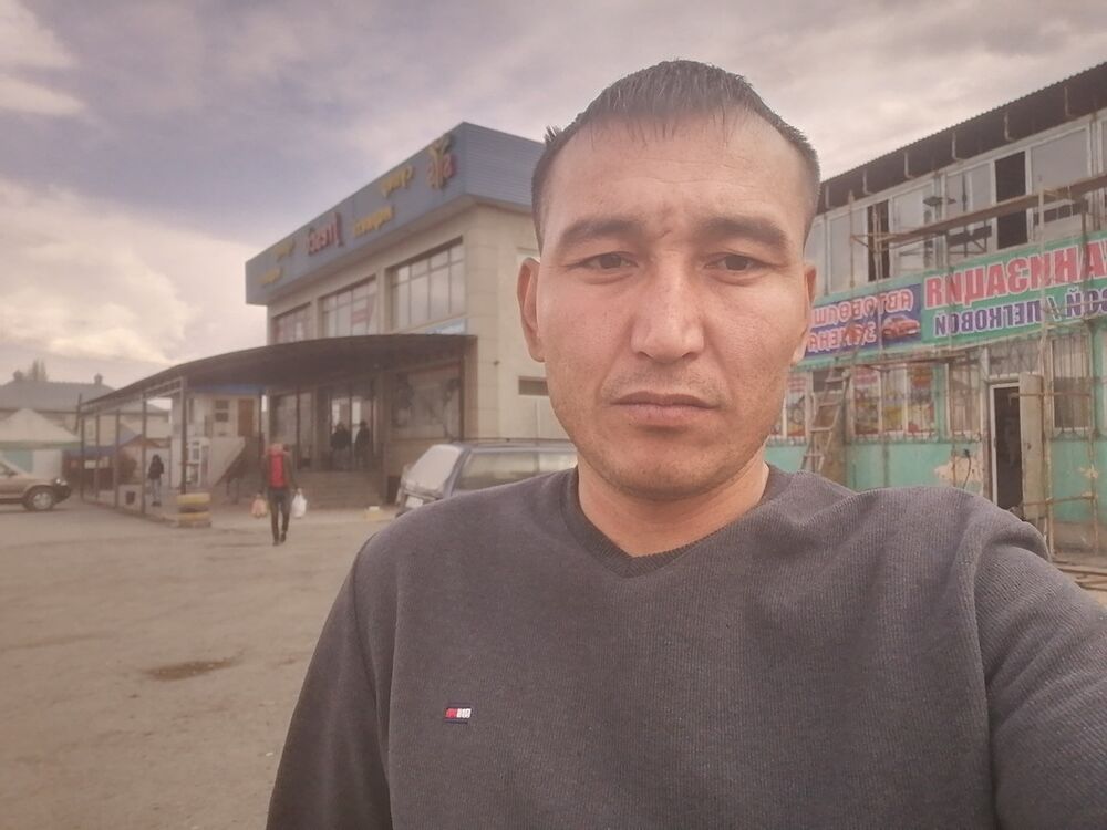  19002868  Saulembaev, 41 ,    
