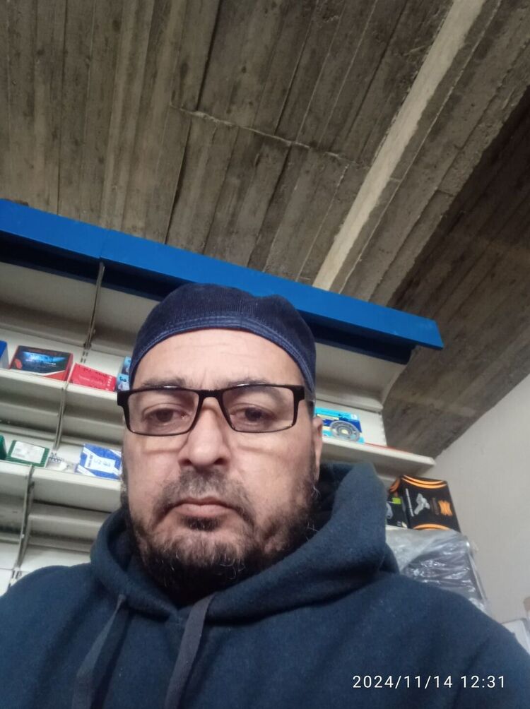  48503998  , 48 ,    