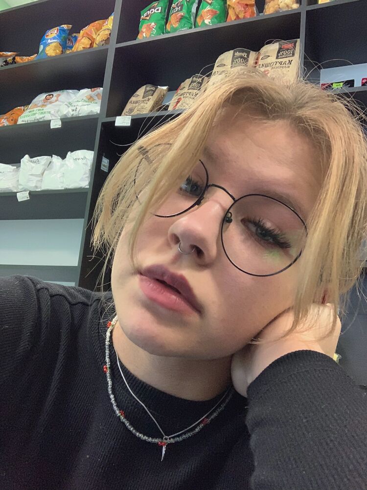  -,   , 21 ,  