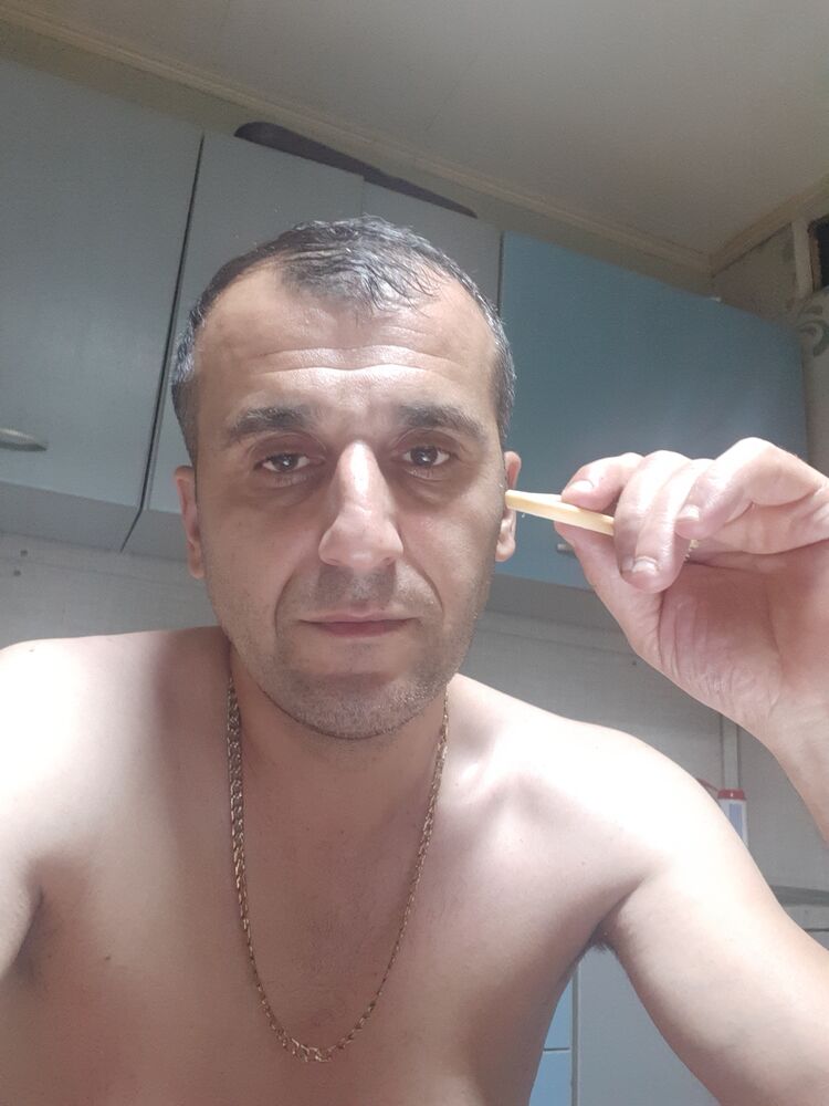  28447348  , 46 ,    