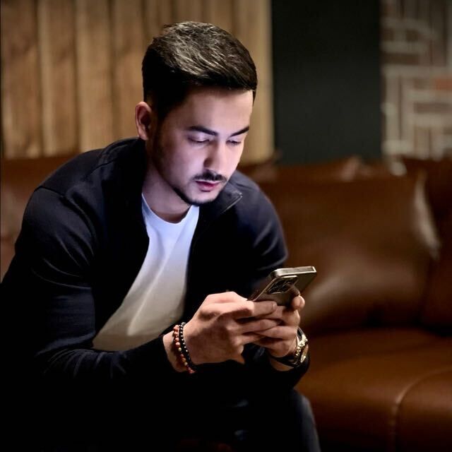  44741578  Sarvar, 30 ,    