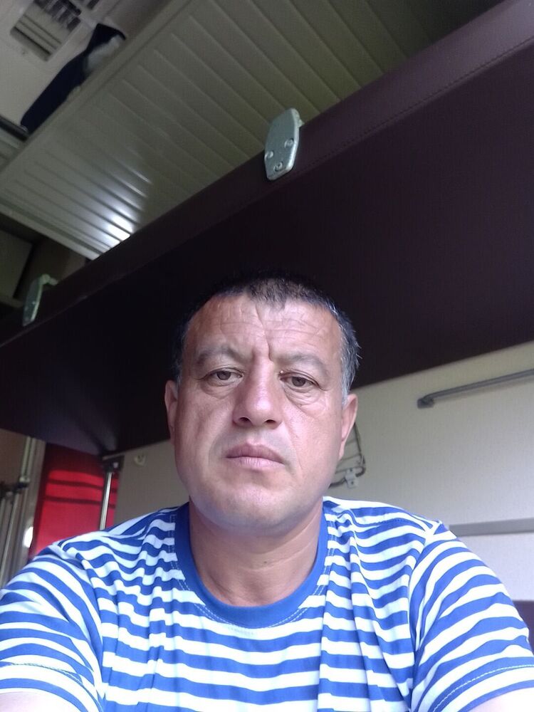  28069968  , 49 ,    