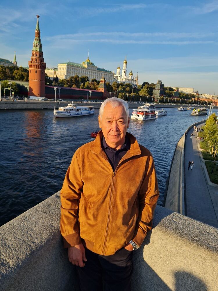 ���� 40195318 ������� ��������, 52 ����, ���� ���������� � �������-��-����