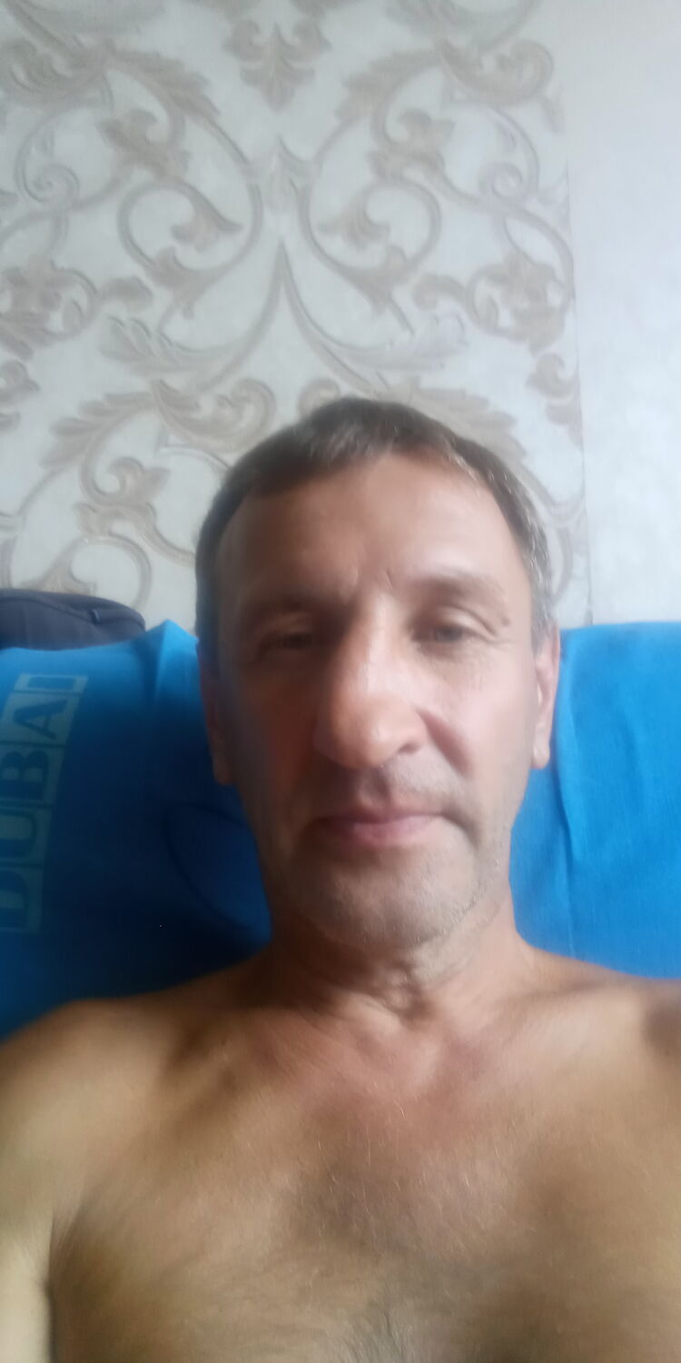  27545478  Alexander, 58 ,    
