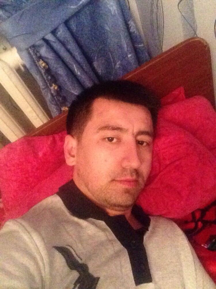  18390268  BEK, 40 ,    