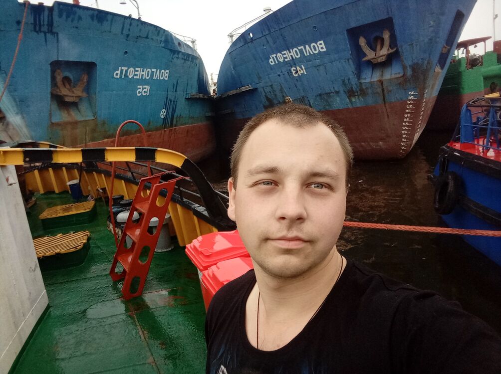  ,   Danila, 27 ,  