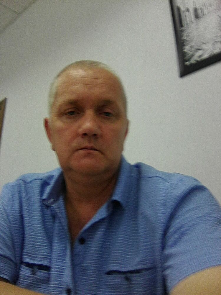  28345268  , 53 ,    