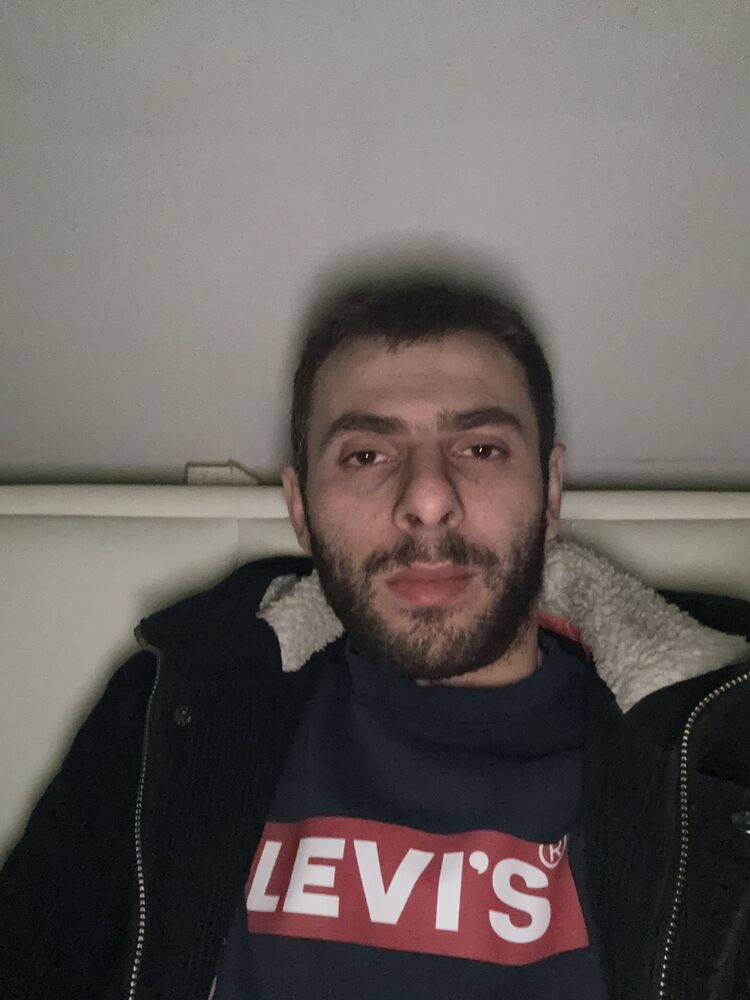  ,   Lyov, 33 ,   ,   