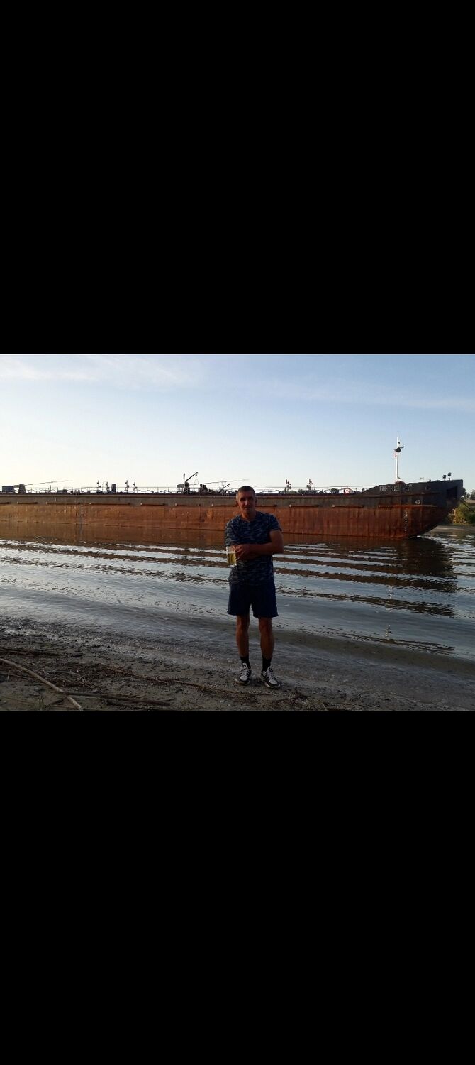  33388968  Sergey, 41 ,    --