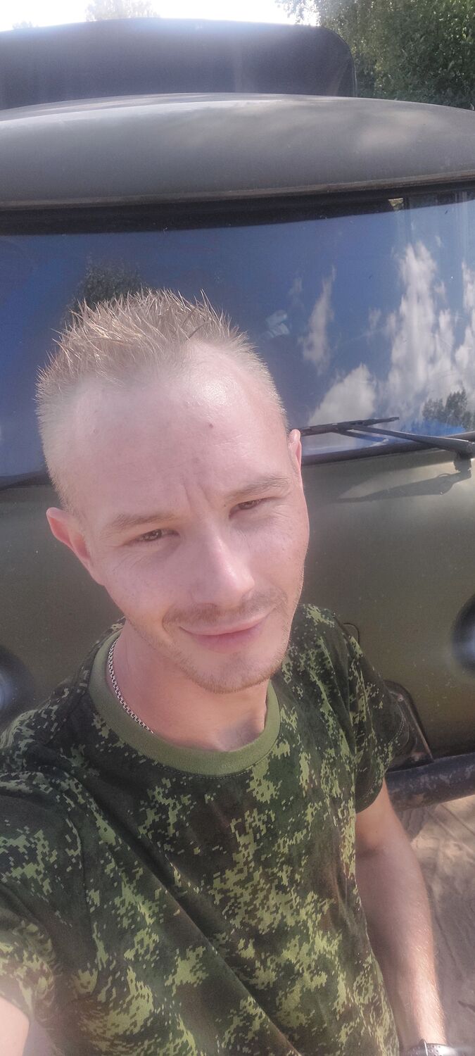  52802578  , 32 ,    