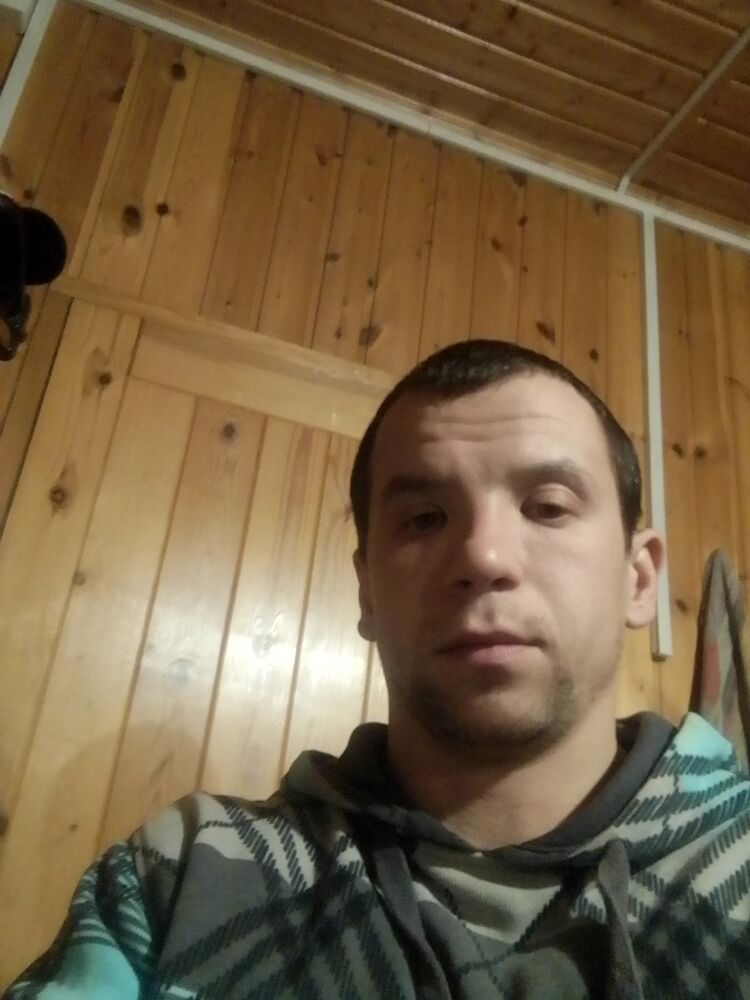  48211838  , 31 ,    