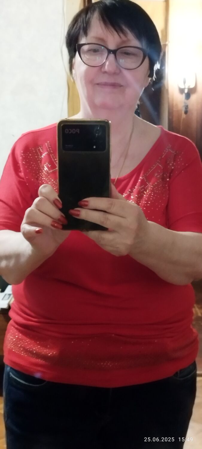  52302188  Tatyana, 70 ,    