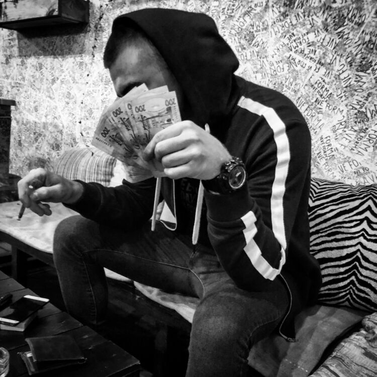  ,   Andrew, 28 ,   