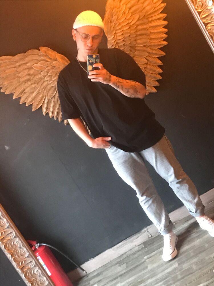  51918398  , 27 ,    