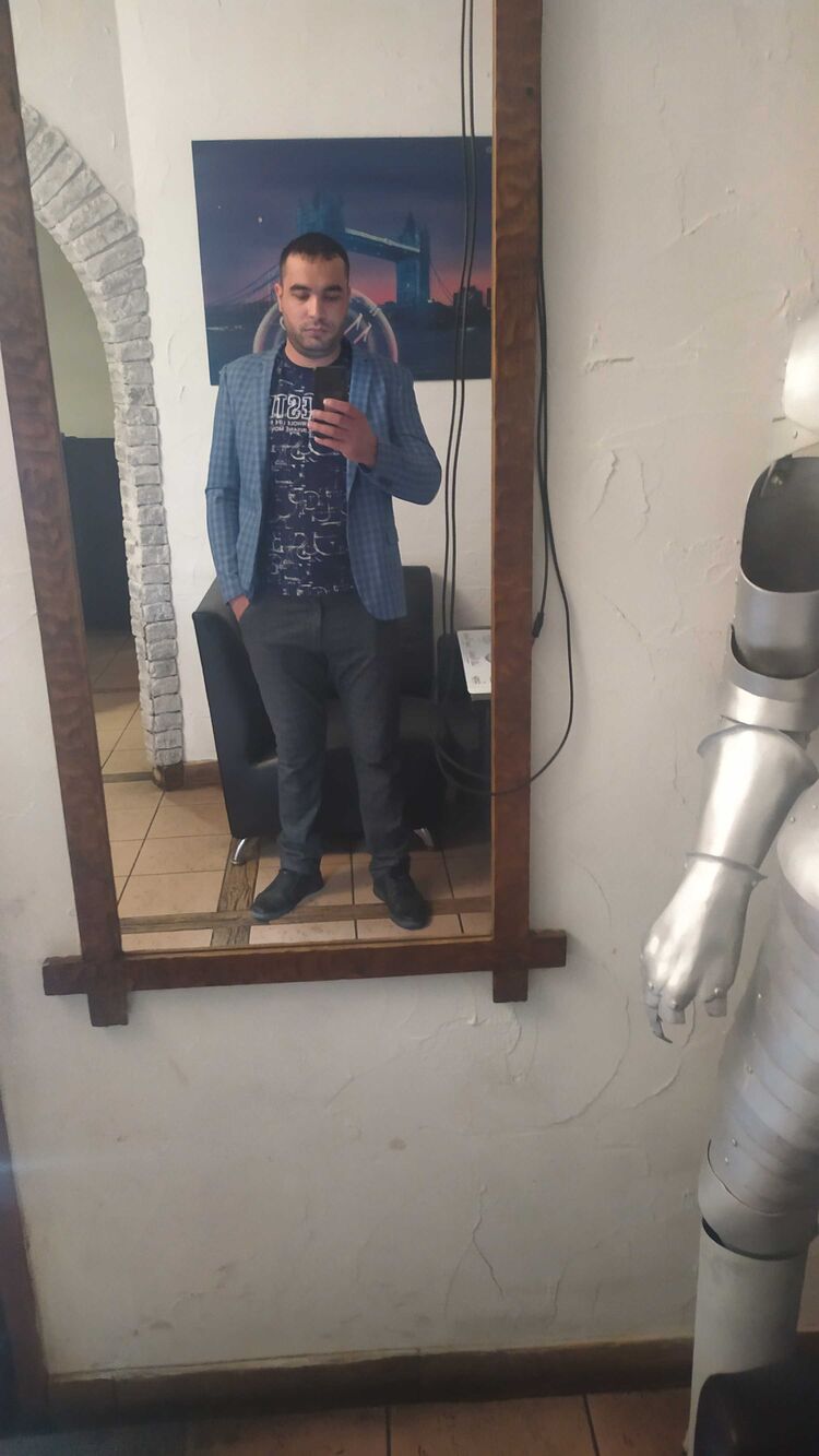 ���������� ��������, ���� ������� Elyorbek, 36 ���, ������������ ��� ����� � ���������, c�������� ���������