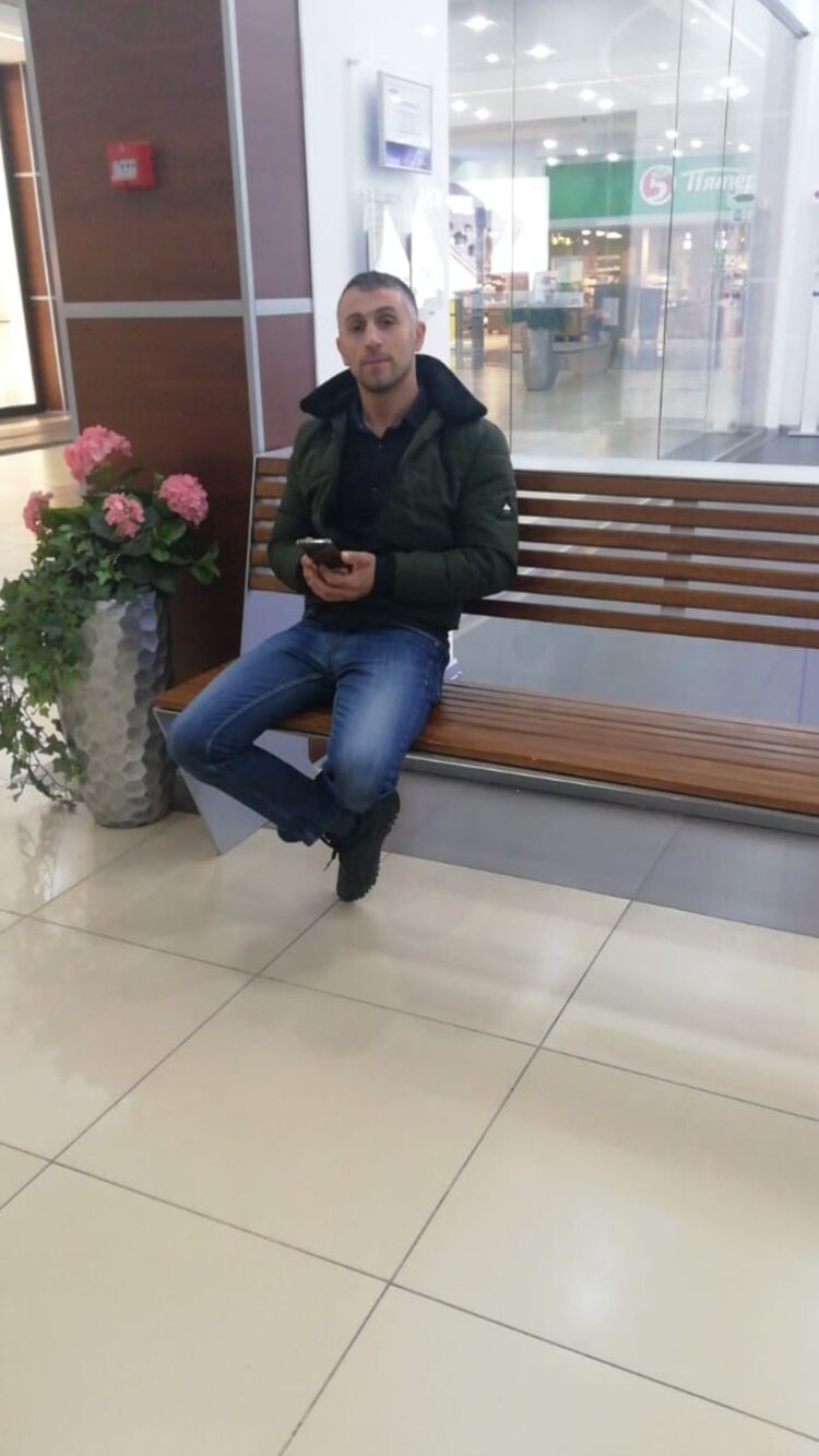  43864098  , 40 ,     