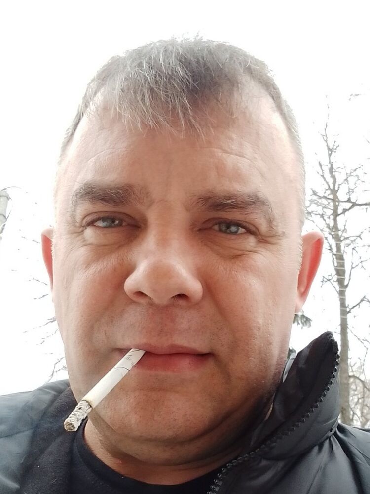  44497308  Andrei, 45 ,    