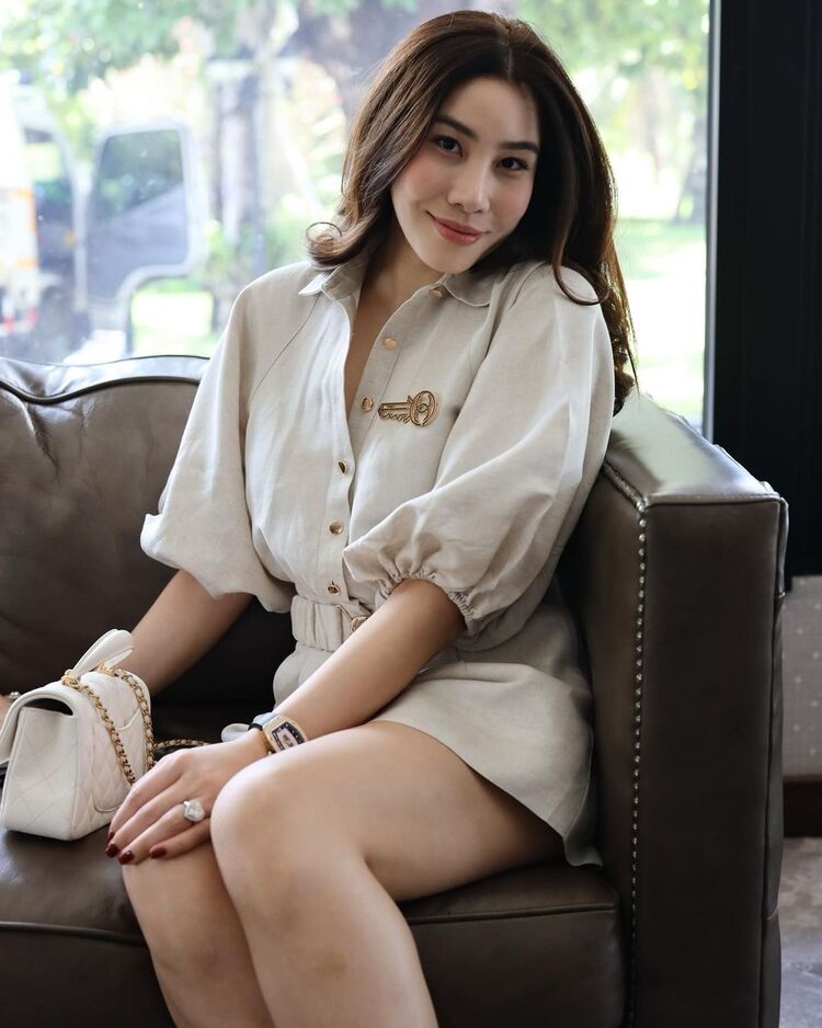 ���� 32835408 ������� Mei Fang, 36 ���, ���� ���������� � ����������