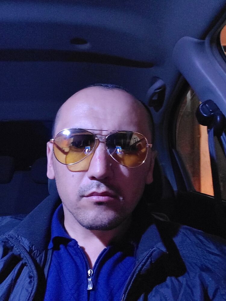  42634338  Zohidjon, 34 ,    