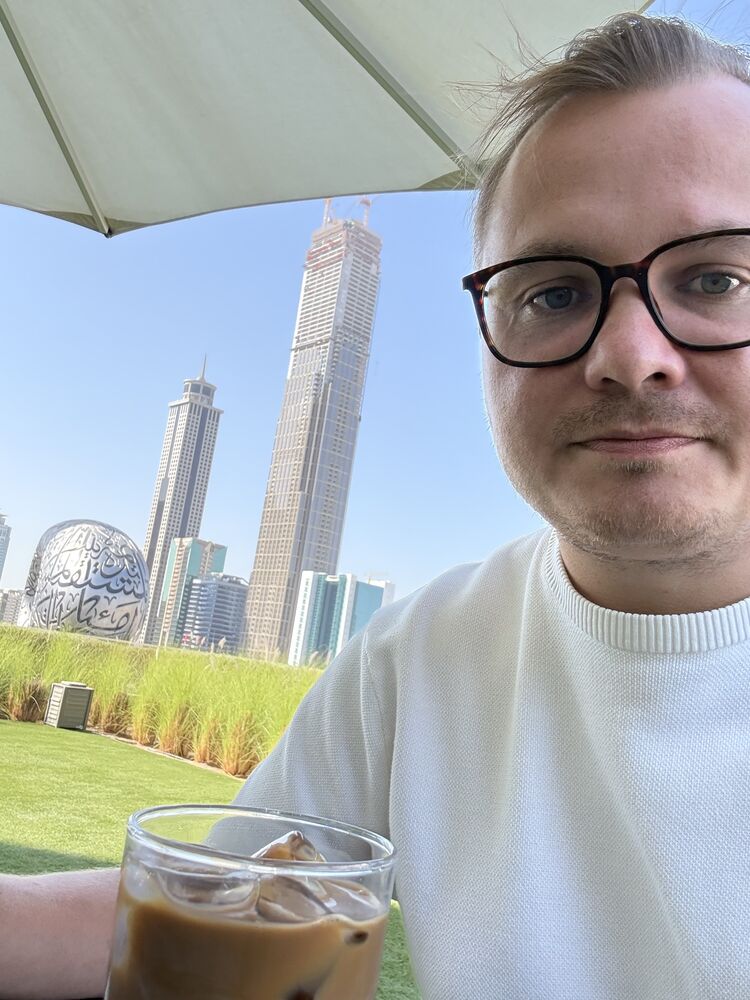  53712208  Nikita, 34 ,    