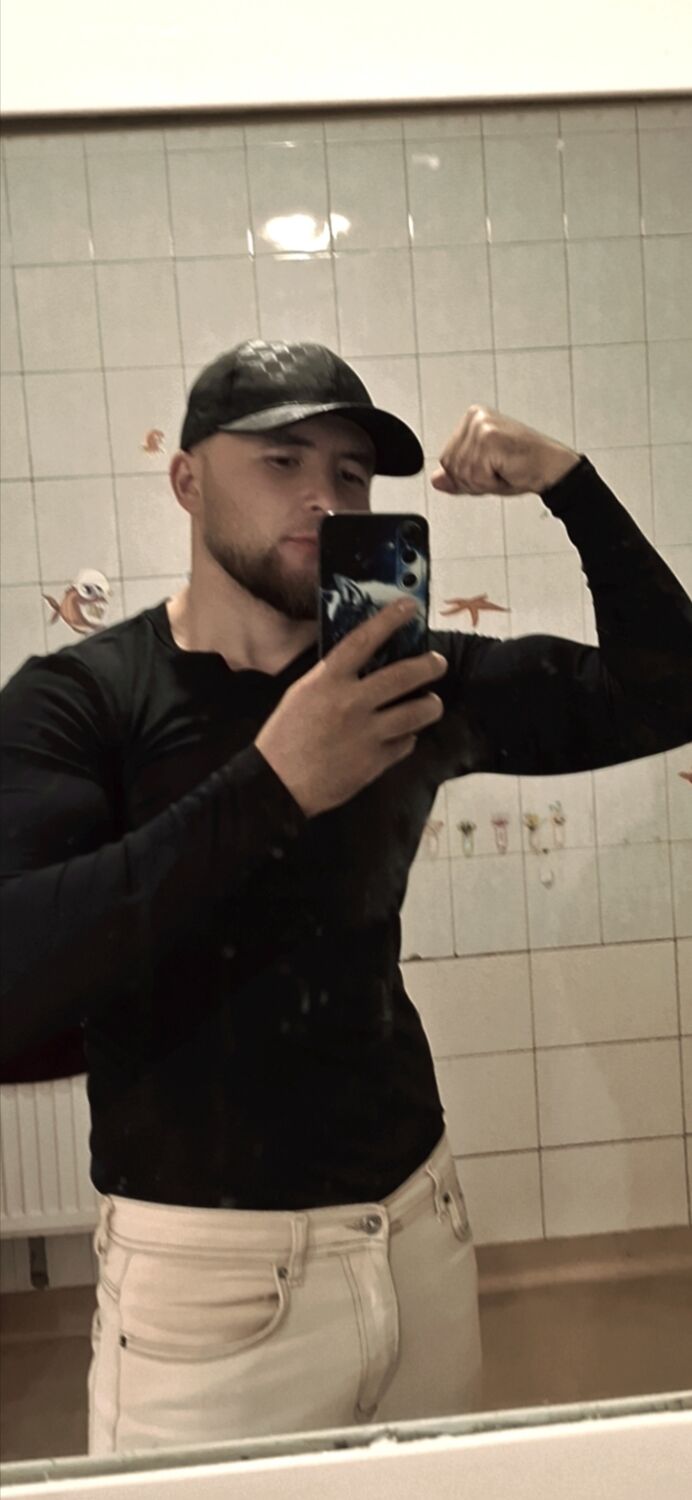 53038738  Ali, 27 ,    