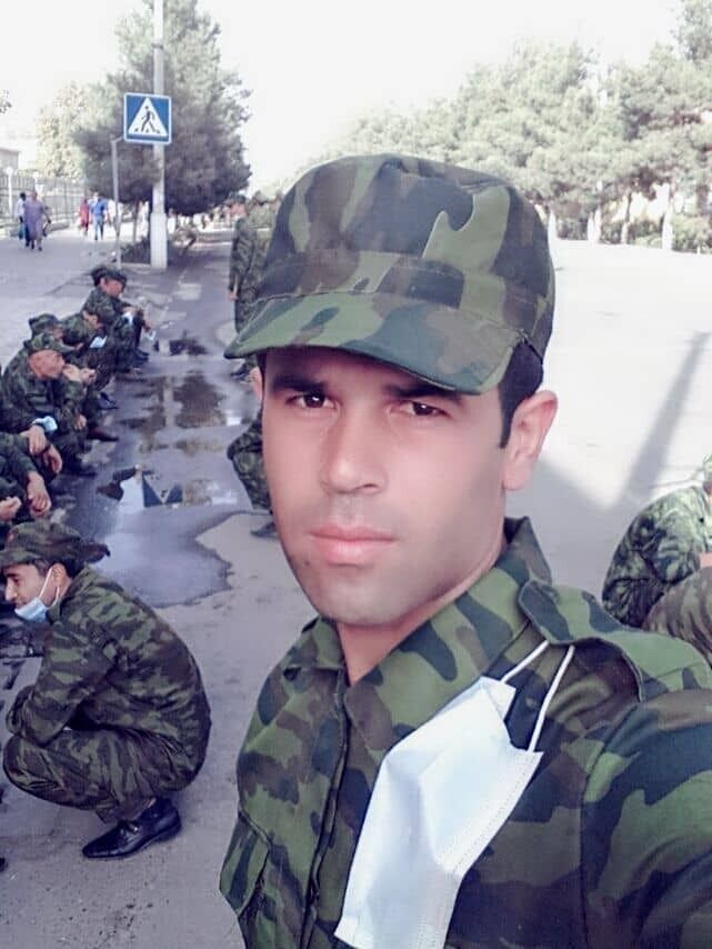  52160558  Nekruz, 32 ,    