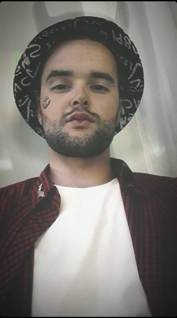  ,   Tyler, 26 ,   ,   , c 