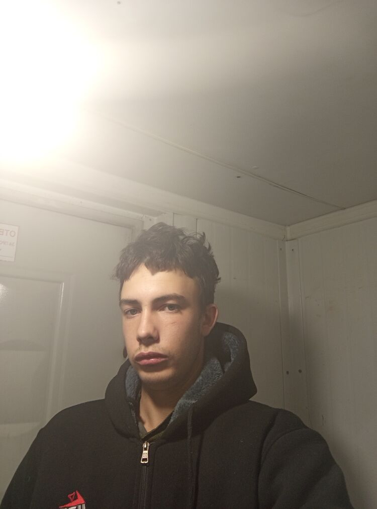  47961698  , 20 ,     