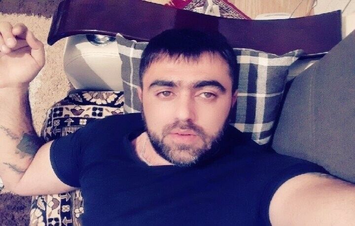  30786858  , 37 ,    
