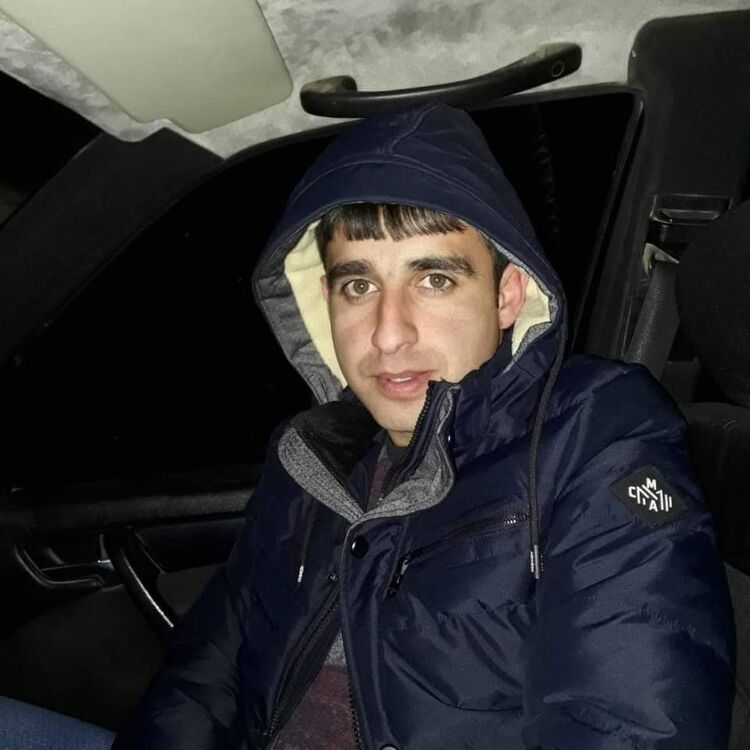  44696048  ARMAN, 32 ,    