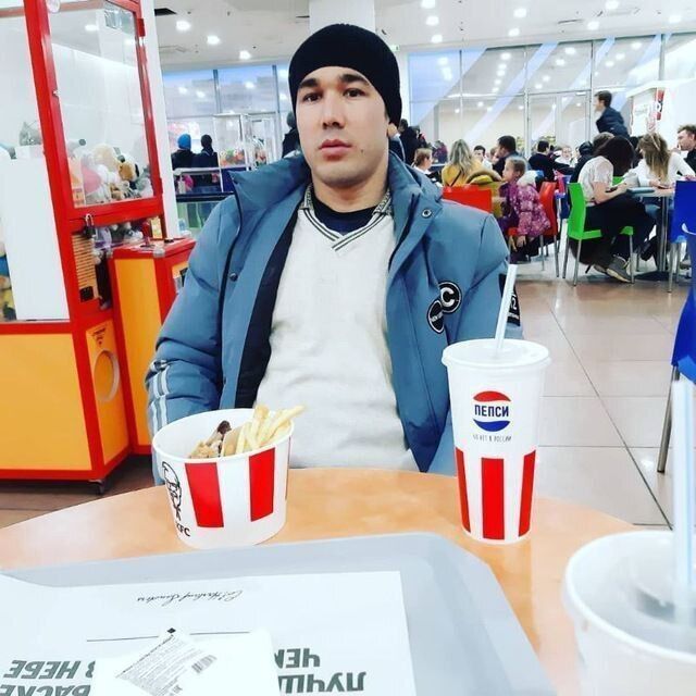  28560468  Jasurbek, 35 ,    