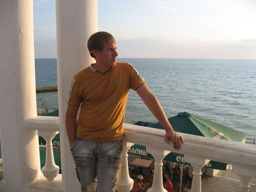  7830338  Lyubovnik, 36 ,    