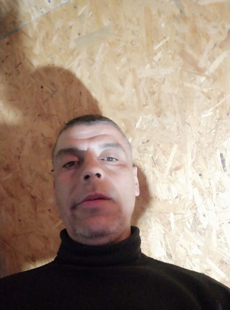 33140948  , 42 ,    